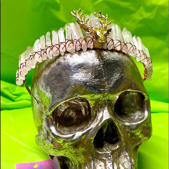 Quartz Crystal crown with stag head - Picture 5 of 8